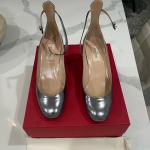 Valentino Mary Jane pump